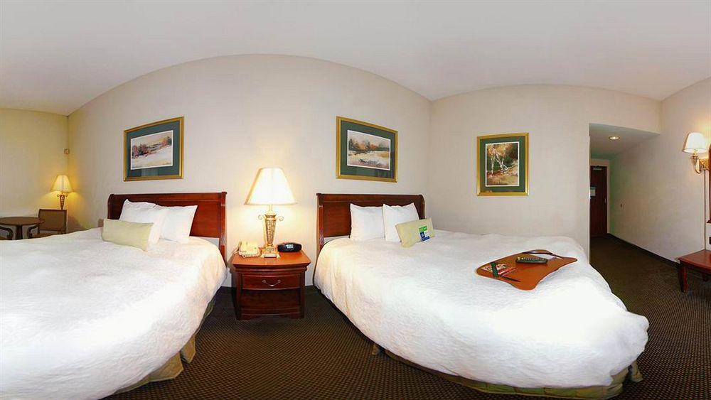Hampton Inn Tulsa Sand Springs Exterior photo