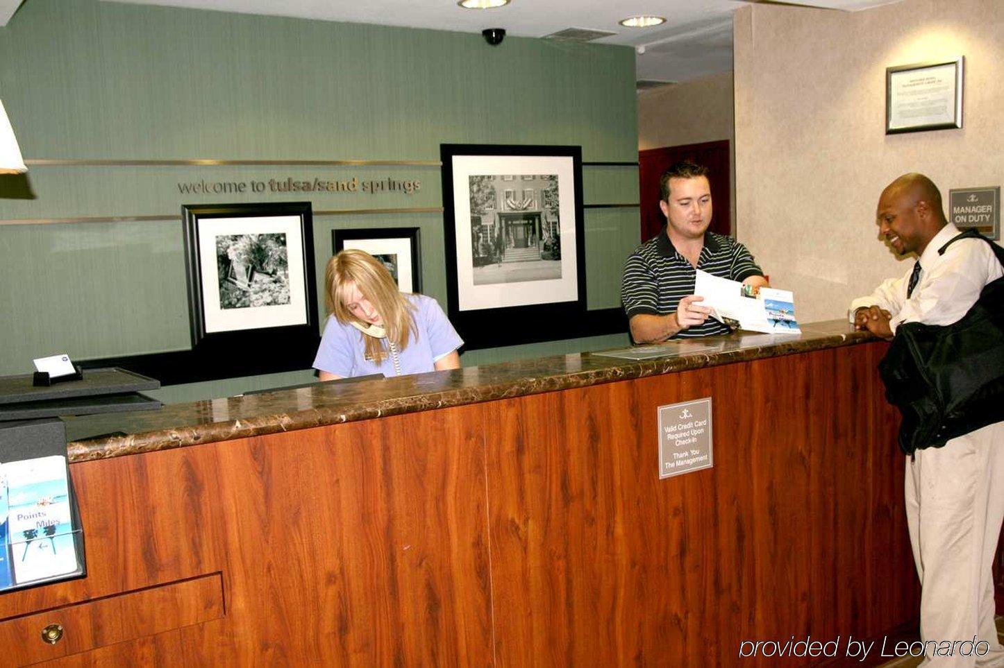 Hampton Inn Tulsa Sand Springs Interior photo